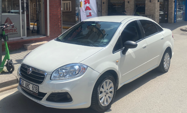 Fiat Linea 1.3 Multijet Sedan
