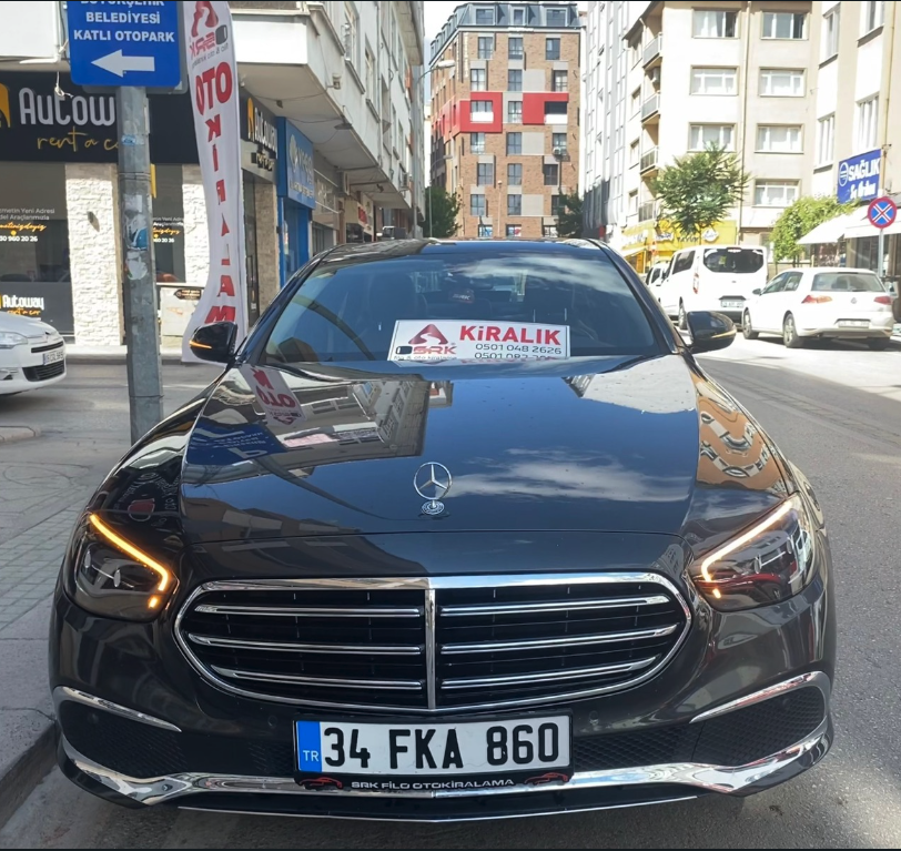 Mercedes E200d Sedan